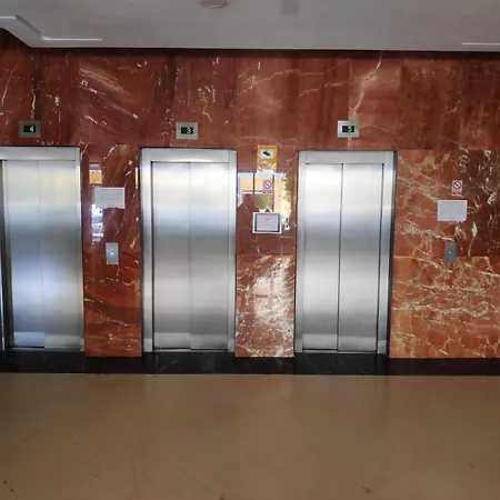 Ver4 - Centro A 100 Metros - Playa A 600 Metros - Wifi - Piscinas - Fire Stick Amazon Apartamento *