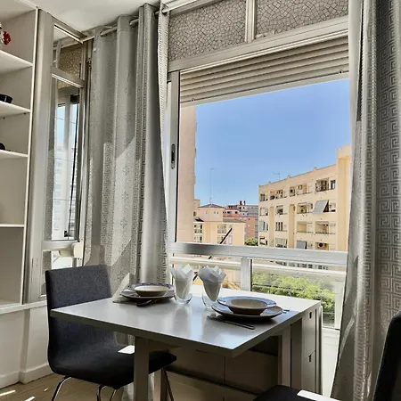 Lägenhet Los Verdiales Central Apartment Walking Distance To The Beach