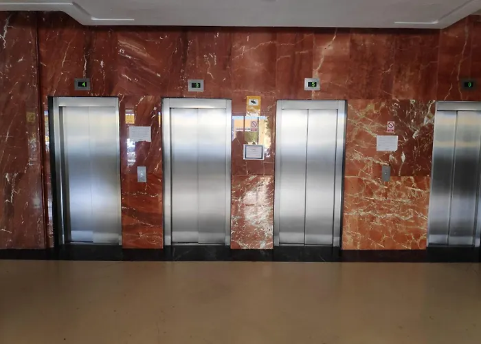 Los Verdiales Central Apartment Walking Distance To The Beach Appartement *