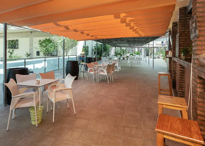 Los Verdiales Central Apartment Walking Distance To The Beach Lägenhet *