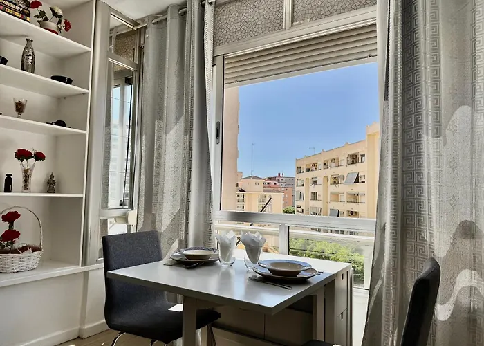 Lägenhet Los Verdiales Central Apartment Walking Distance To The Beach